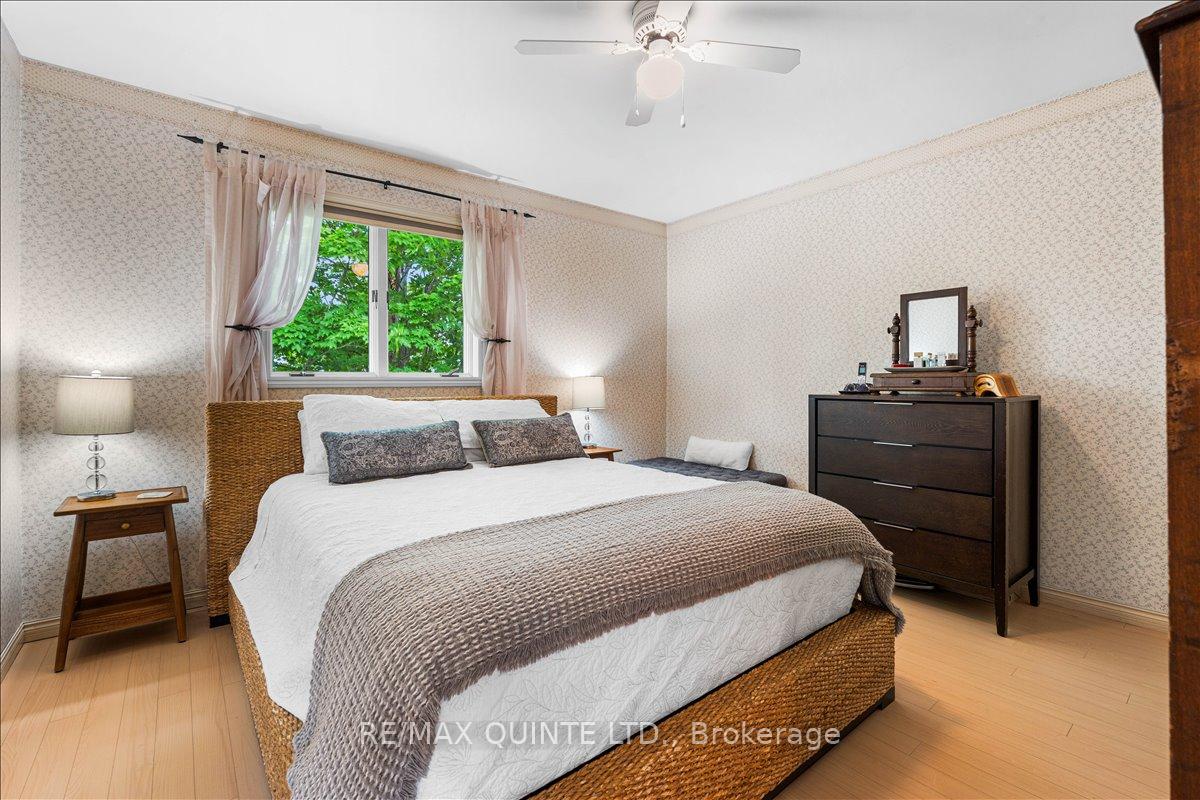 Photo 20 of 57 Kensington Crescent, Belleville, Belleville Ward — HOMEH