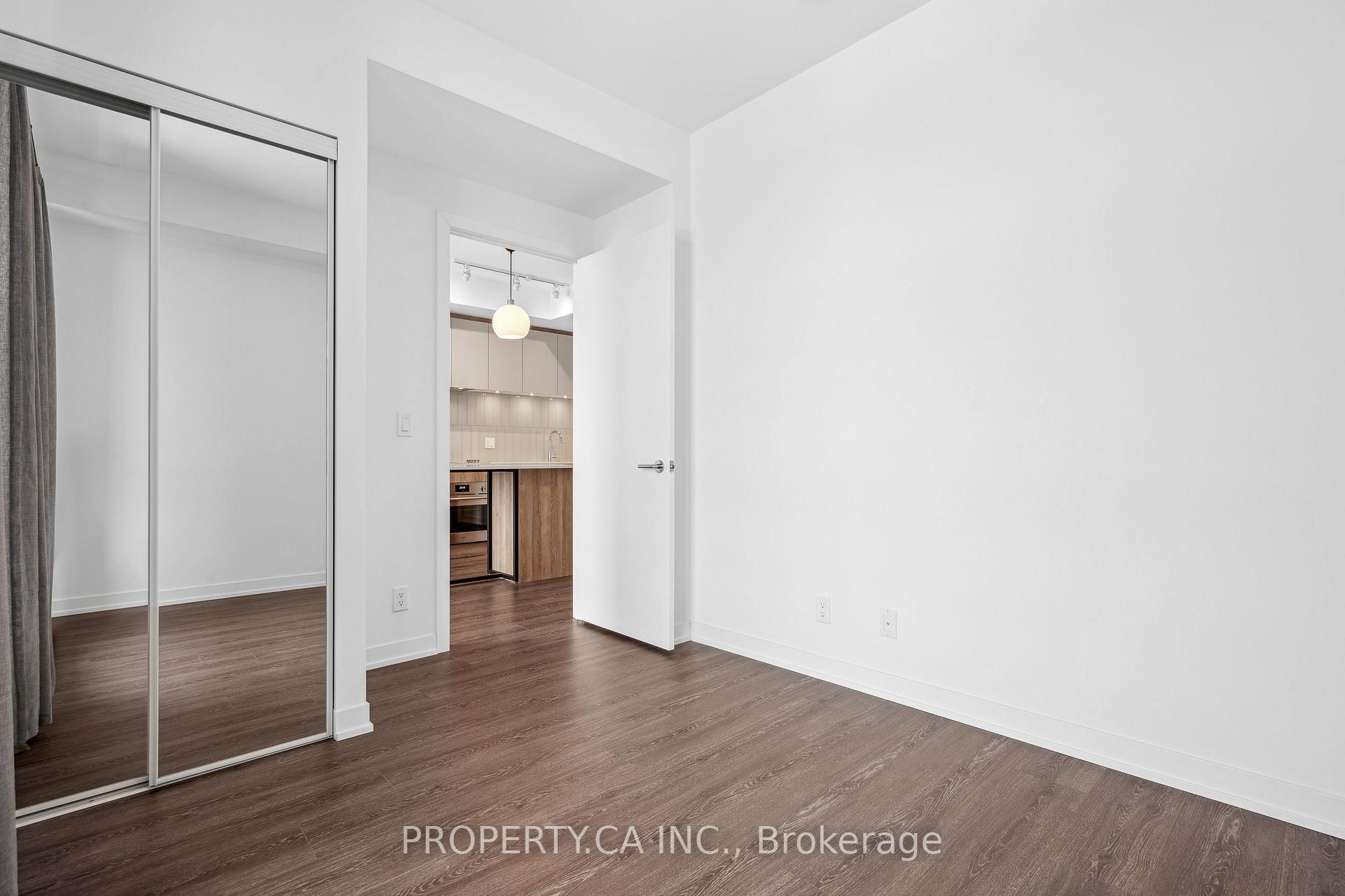Photo 7 of Unit 2405, 7950 Bathurst Street, Vaughan, Beverley Glen — HOMEH