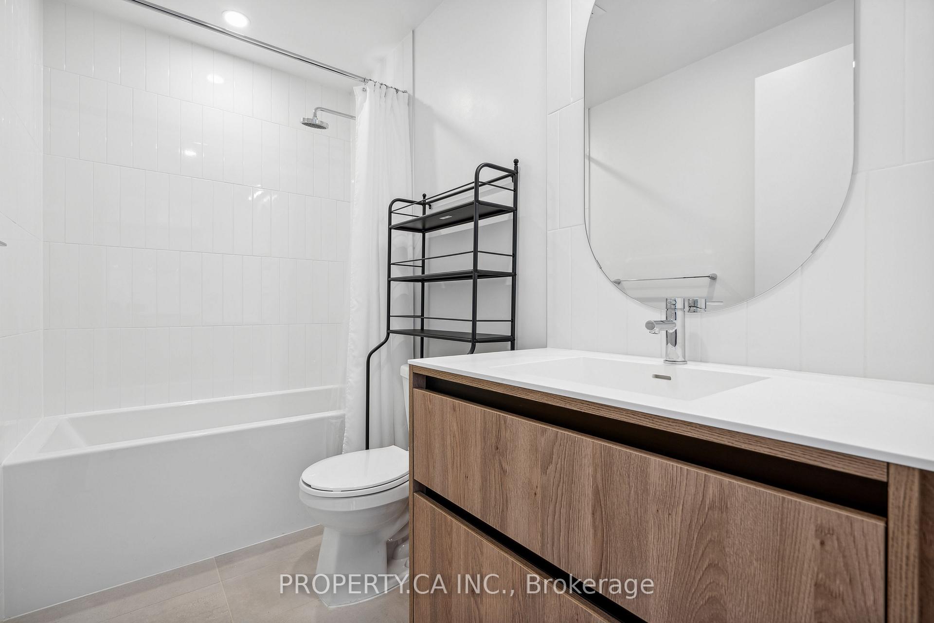 Photo 11 of Unit 2405, 7950 Bathurst Street, Vaughan, Beverley Glen — HOMEH