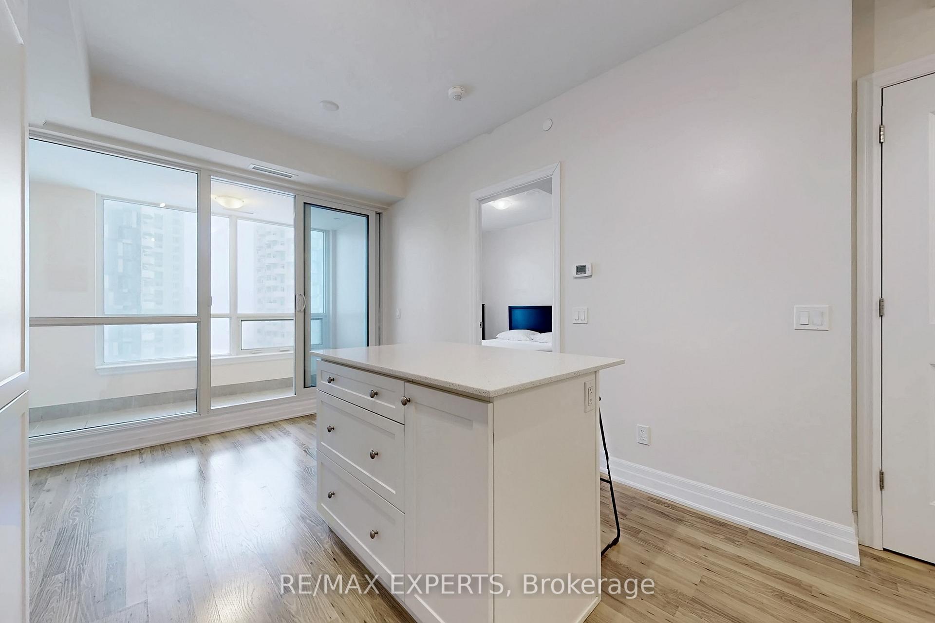 Photo 14 of Unit 1101, 9085 Jane Street, Vaughan, Concord — HOMEH