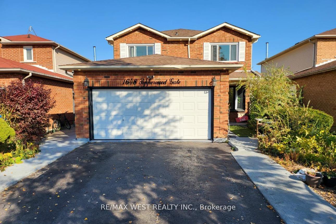 Front of 1648 Pepperwood Gate