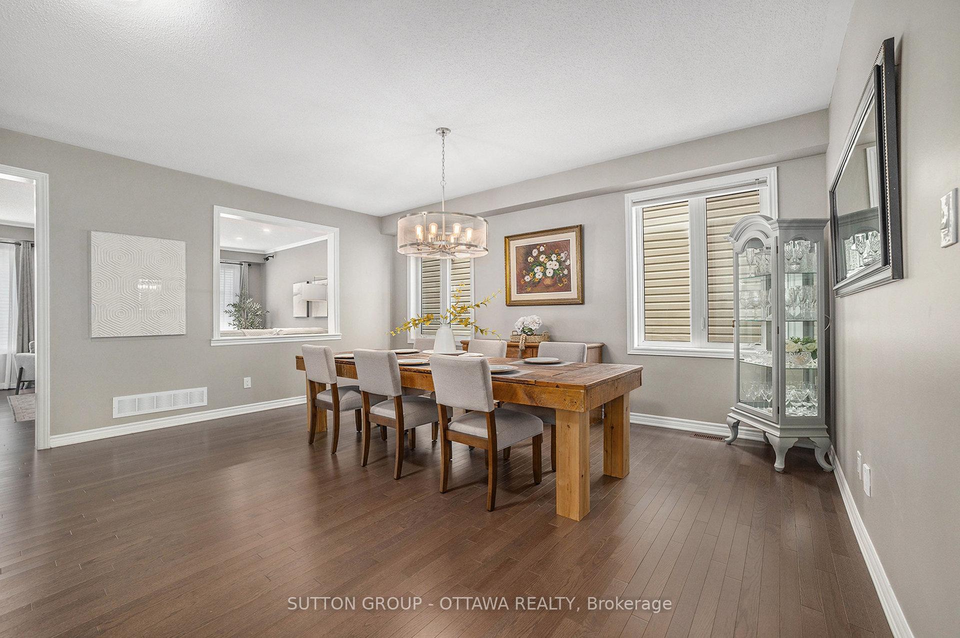Photo 7 of 156 Asper Trail Circle, Ottawa, Kanata - Emerald Meadows/Trailwest — HOMEH