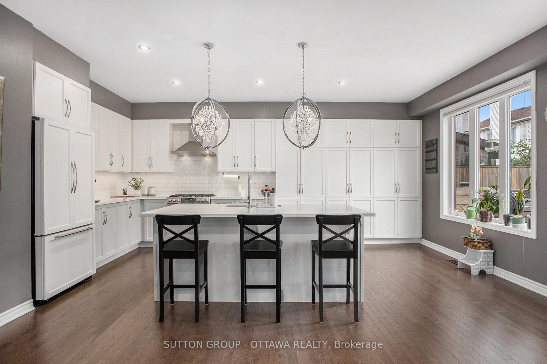 Photo 11 of 156 Asper Trail Circle, Ottawa, Kanata - Emerald Meadows/Trailwest — HOMEH