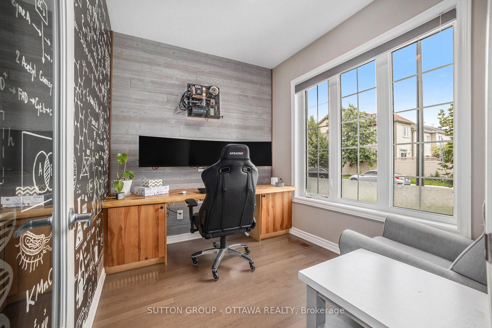 Photo 41 of 156 Asper Trail Circle, Ottawa, Kanata - Emerald Meadows/Trailwest — HOMEH