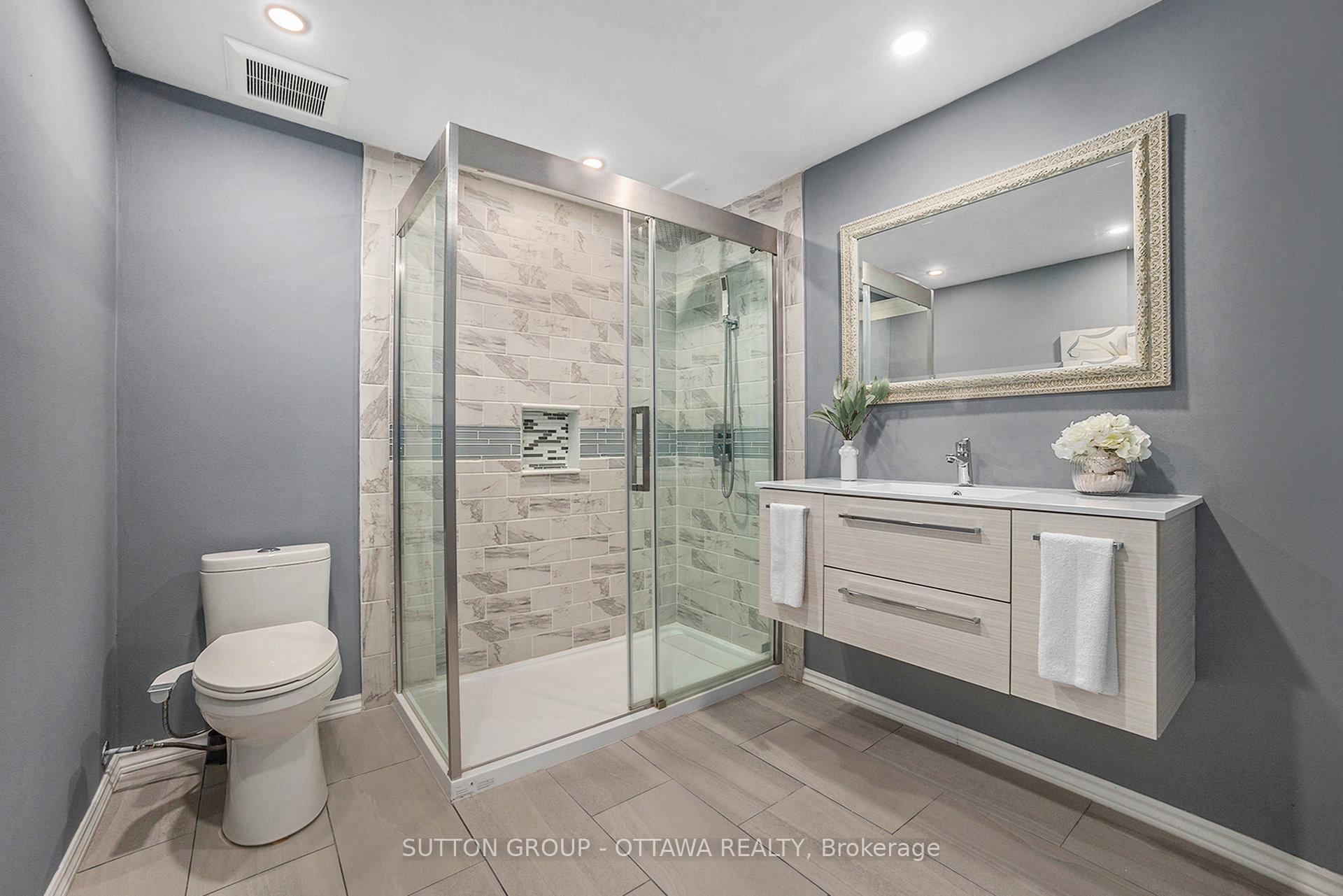 Photo 19 of 156 Asper Trail Circle, Ottawa, Kanata - Emerald Meadows/Trailwest — HOMEH
