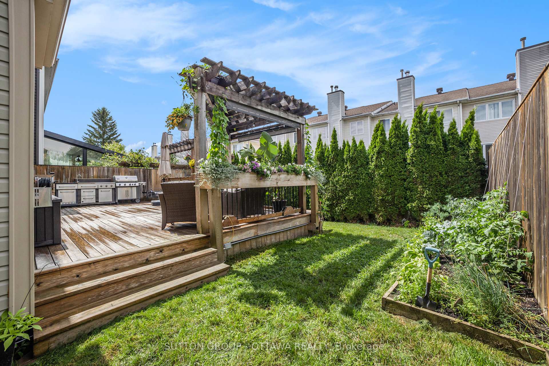 Photo 28 of 156 Asper Trail Circle, Ottawa, Kanata - Emerald Meadows/Trailwest — HOMEH