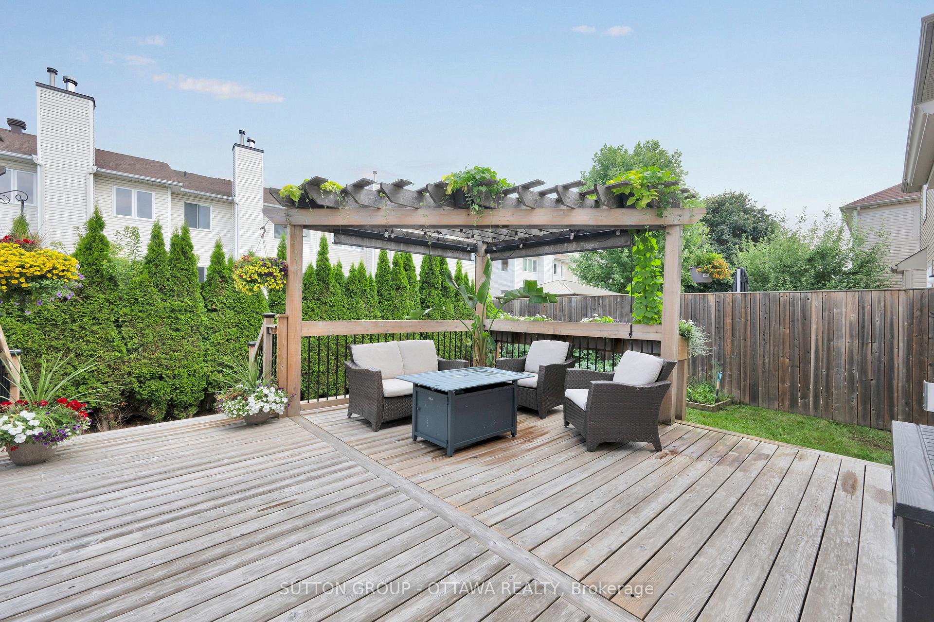Photo 30 of 156 Asper Trail Circle, Ottawa, Kanata - Emerald Meadows/Trailwest — HOMEH