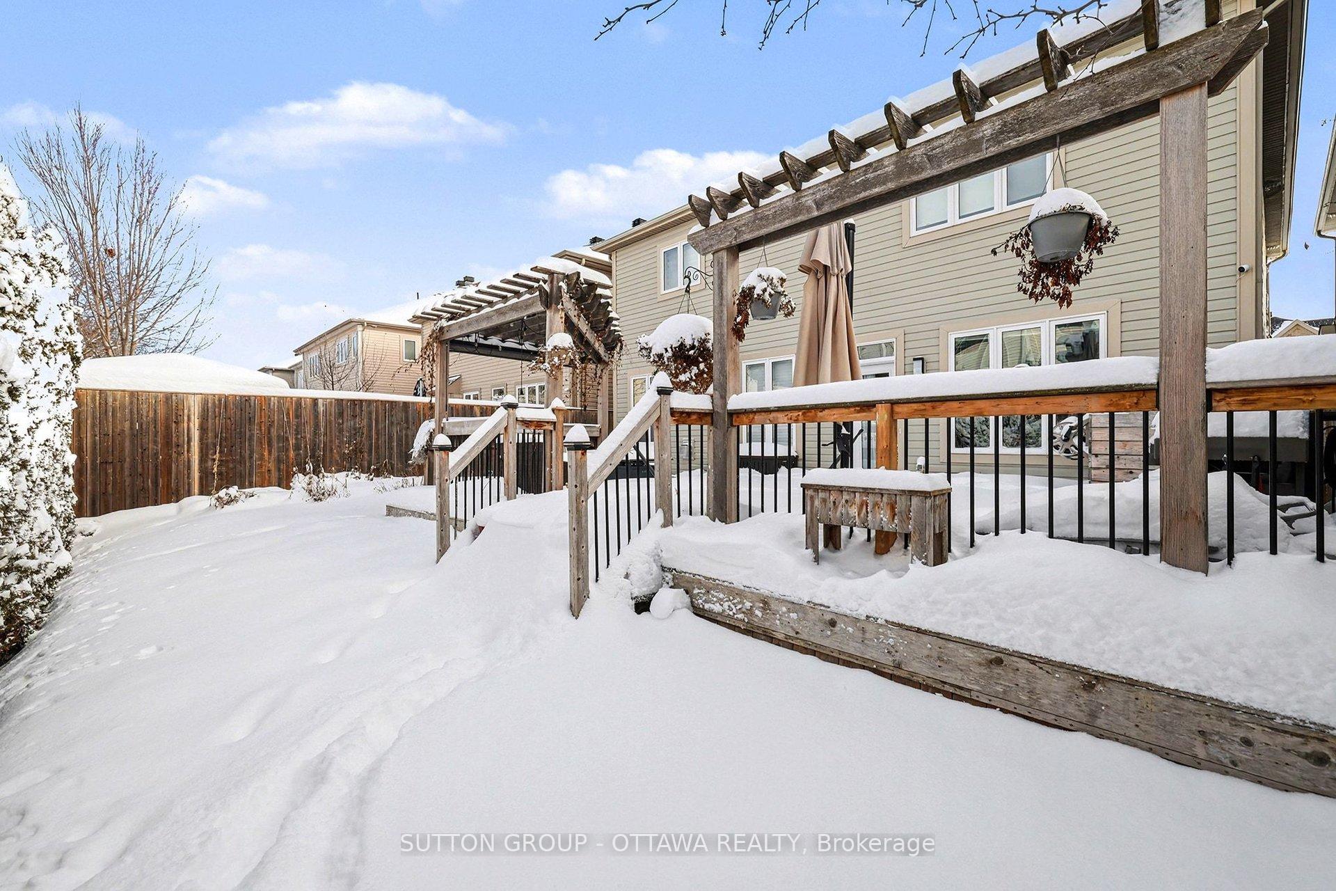 Photo 36 of 156 Asper Trail Circle, Ottawa, Kanata - Emerald Meadows/Trailwest — HOMEH