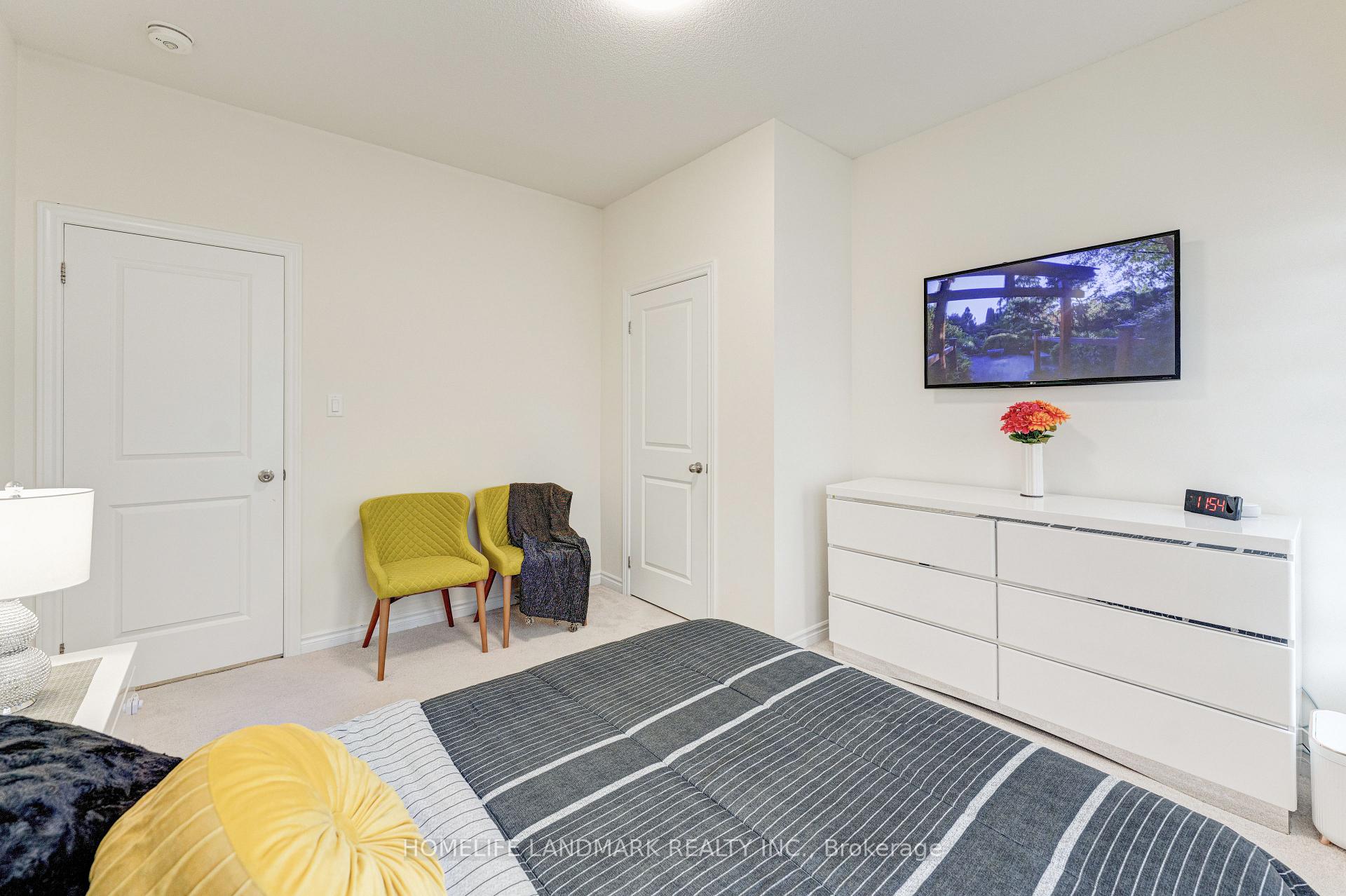 Photo 17 of 49 Ogston Crescent, Whitby, Rural Whitby — HOMEH
