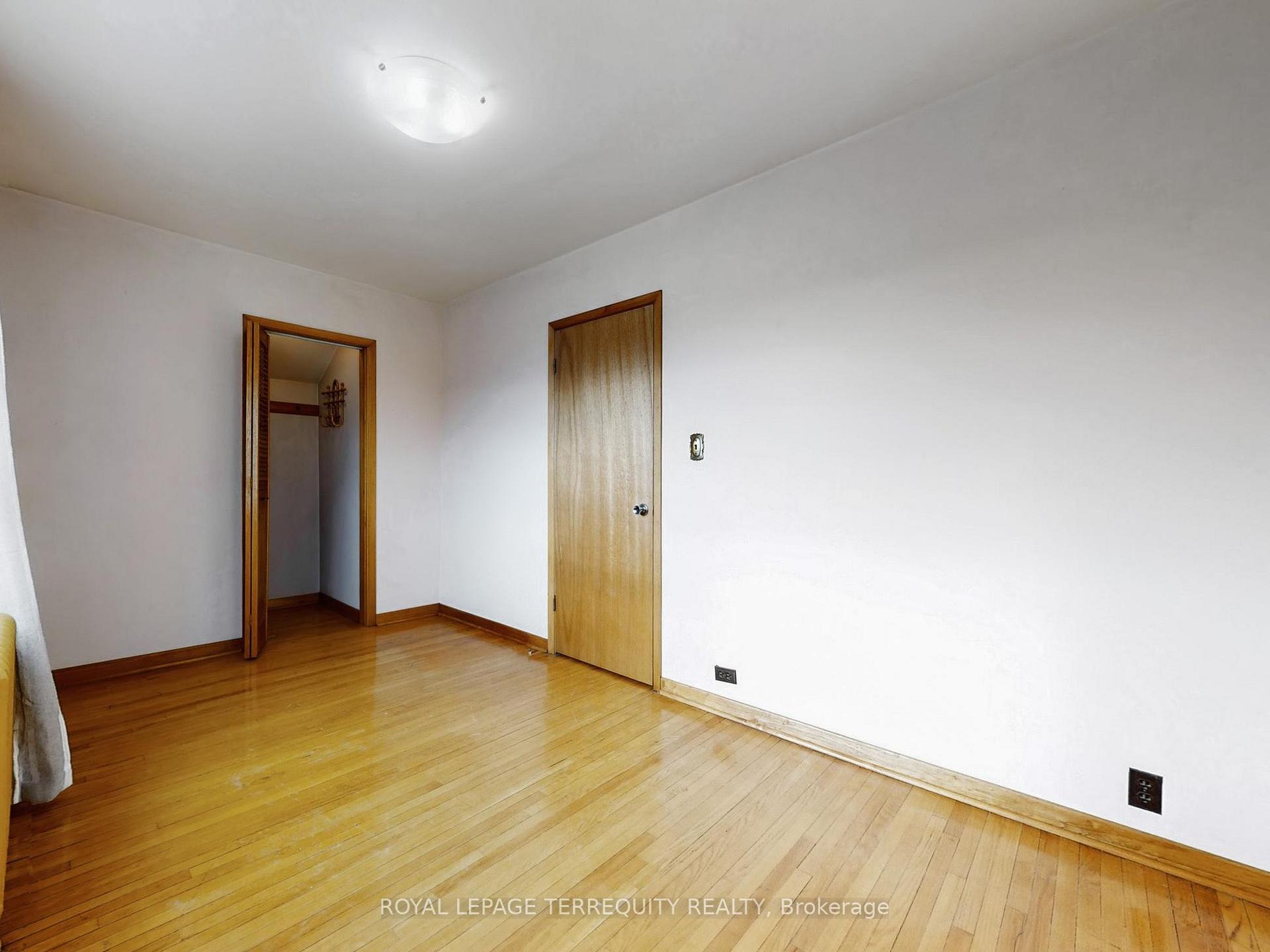 Photo 22 of 371 Strathmore Boulevard, Toronto, Danforth — HOMEH