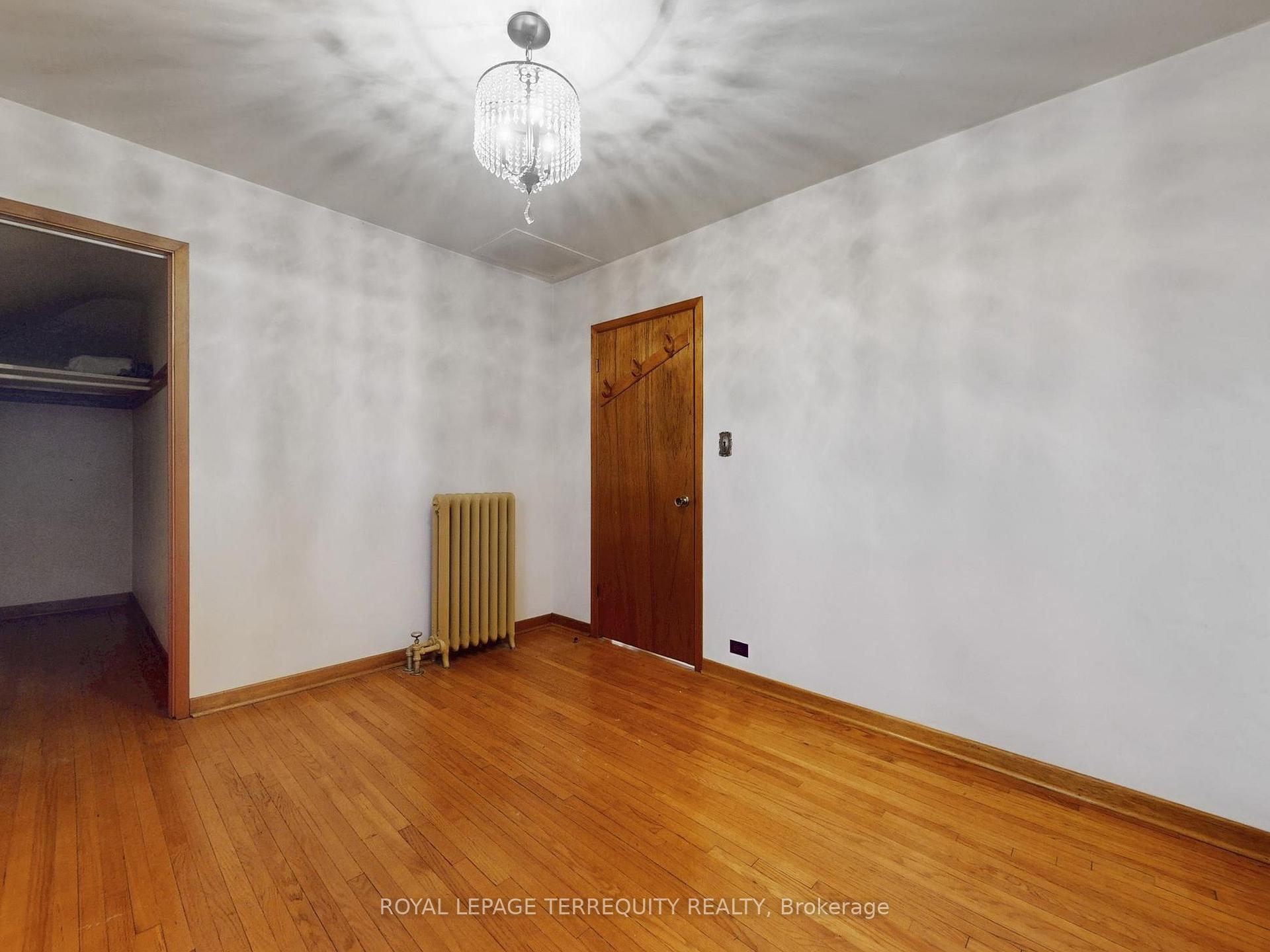 Photo 18 of 371 Strathmore Boulevard, Toronto, Danforth — HOMEH