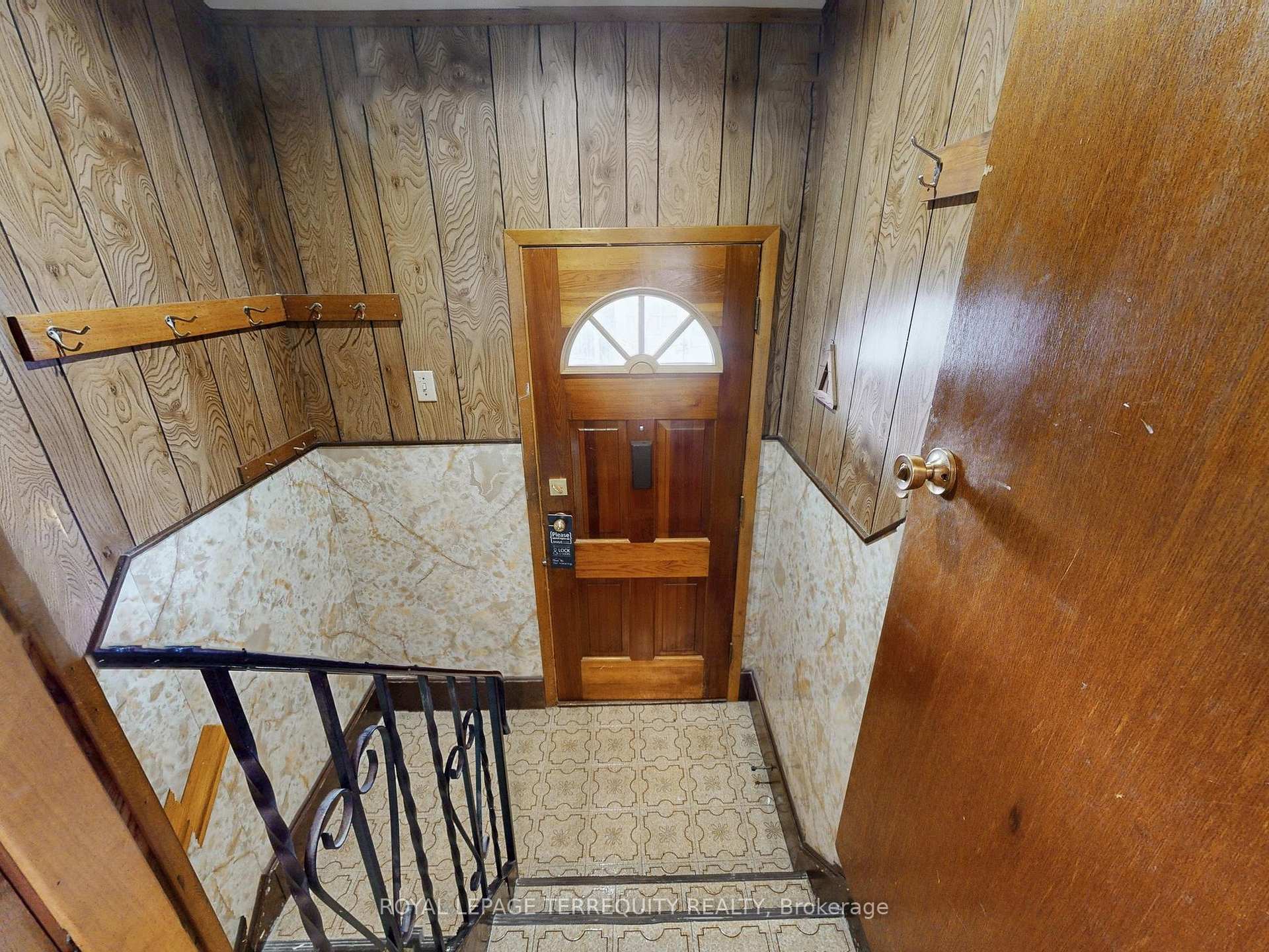 Photo 24 of 371 Strathmore Boulevard, Toronto, Danforth — HOMEH