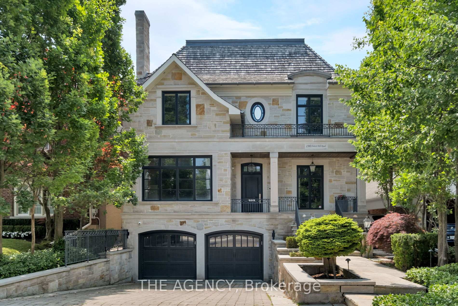 Photo 3 of 190 Forest Hill Road, Toronto, Forest Hill South — HOMEH