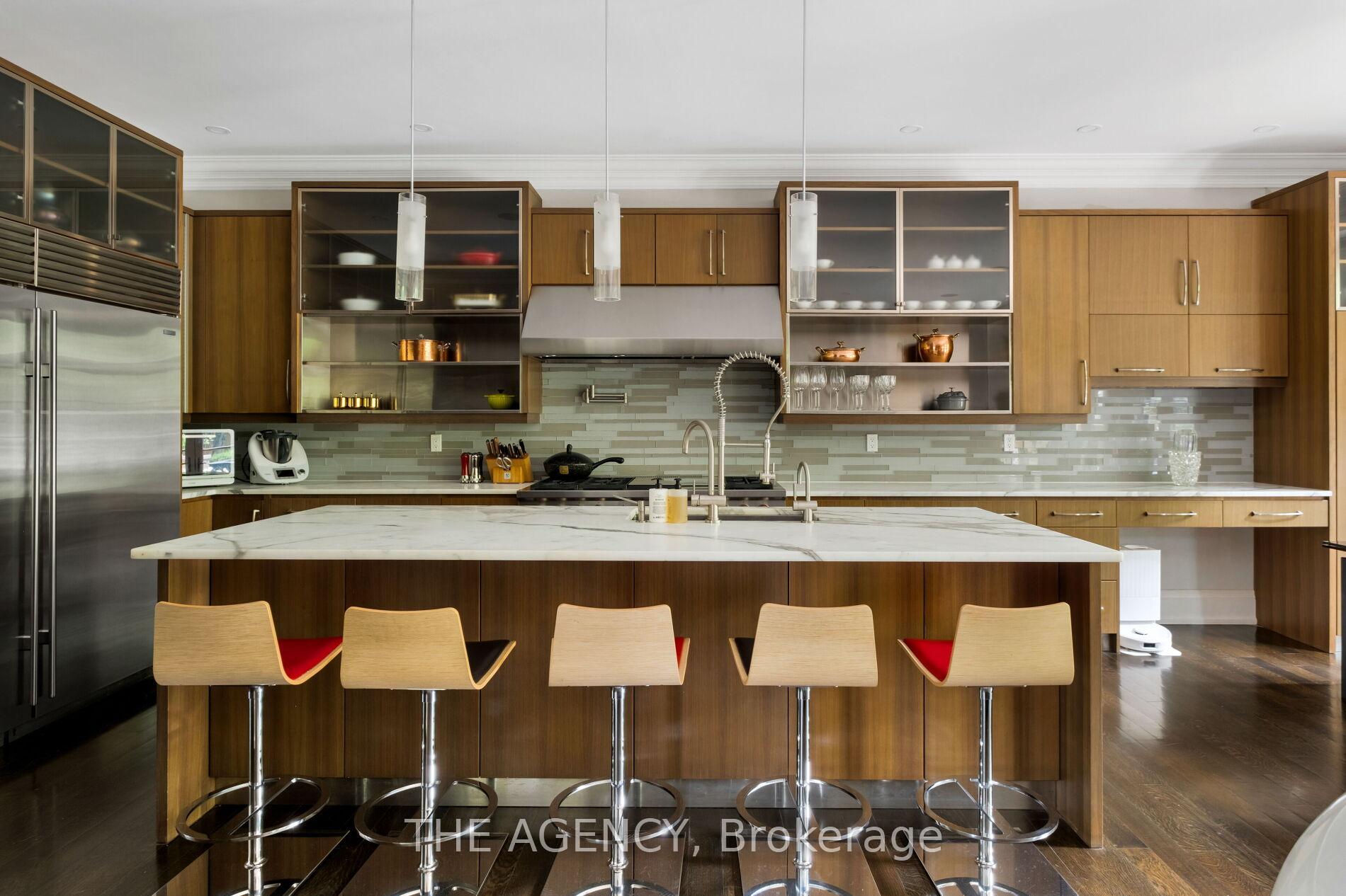 Photo 13 of 190 Forest Hill Road, Toronto, Forest Hill South — HOMEH