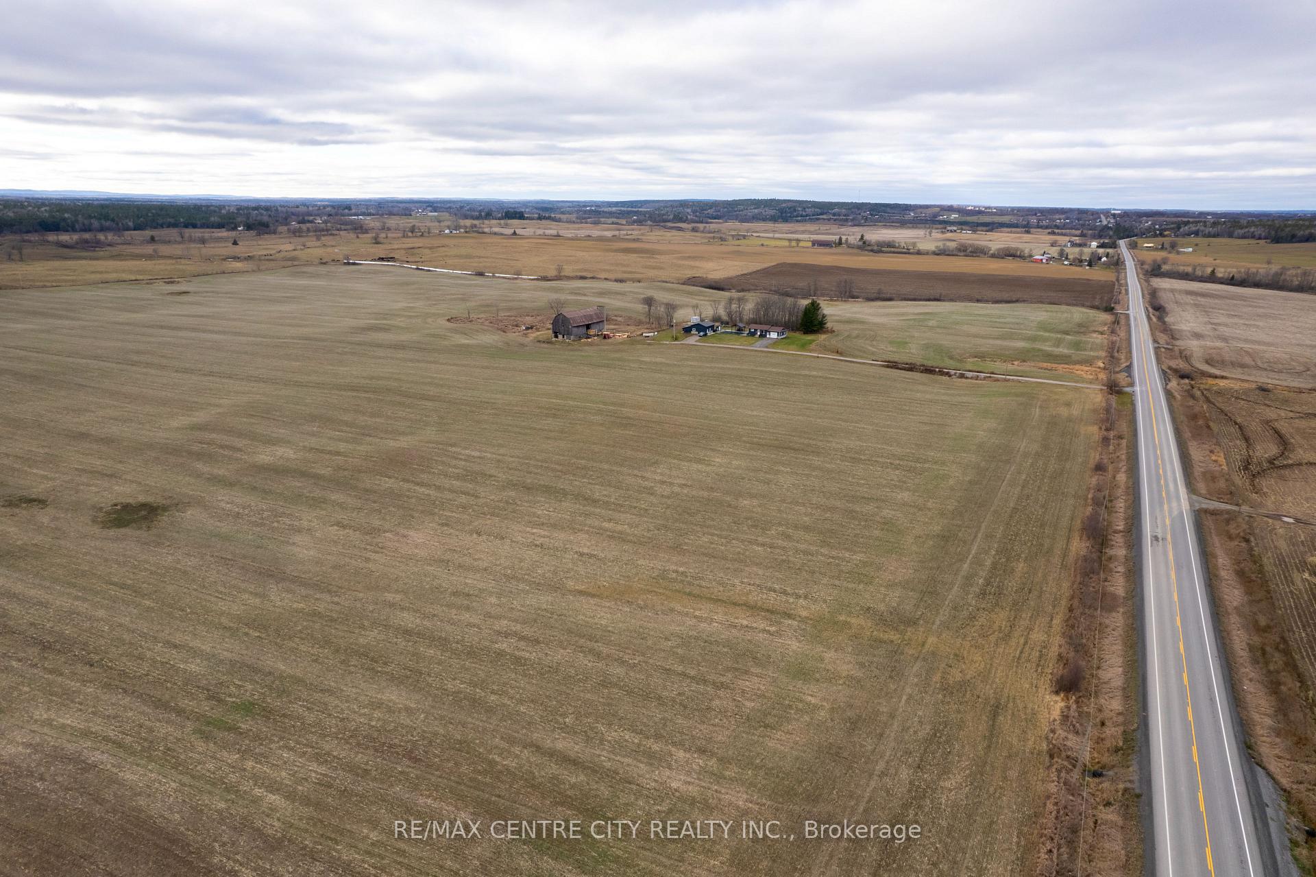 Photo 4 of 2933 Stone Road, Admaston/Bromley, Admaston/Bromley — HOMEH