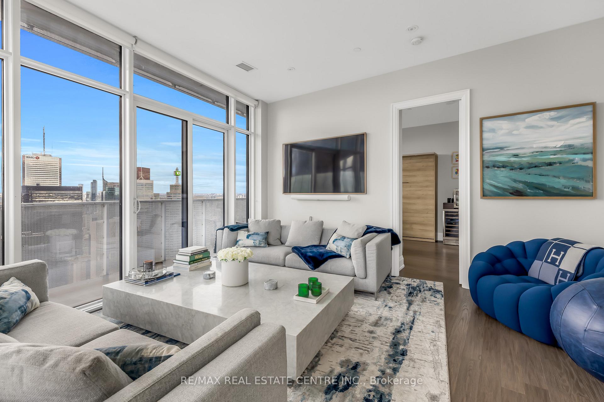 Photo 30 of Unit SPH 201, 88 Harbour Street, Toronto, Waterfront Communities — HOMEH