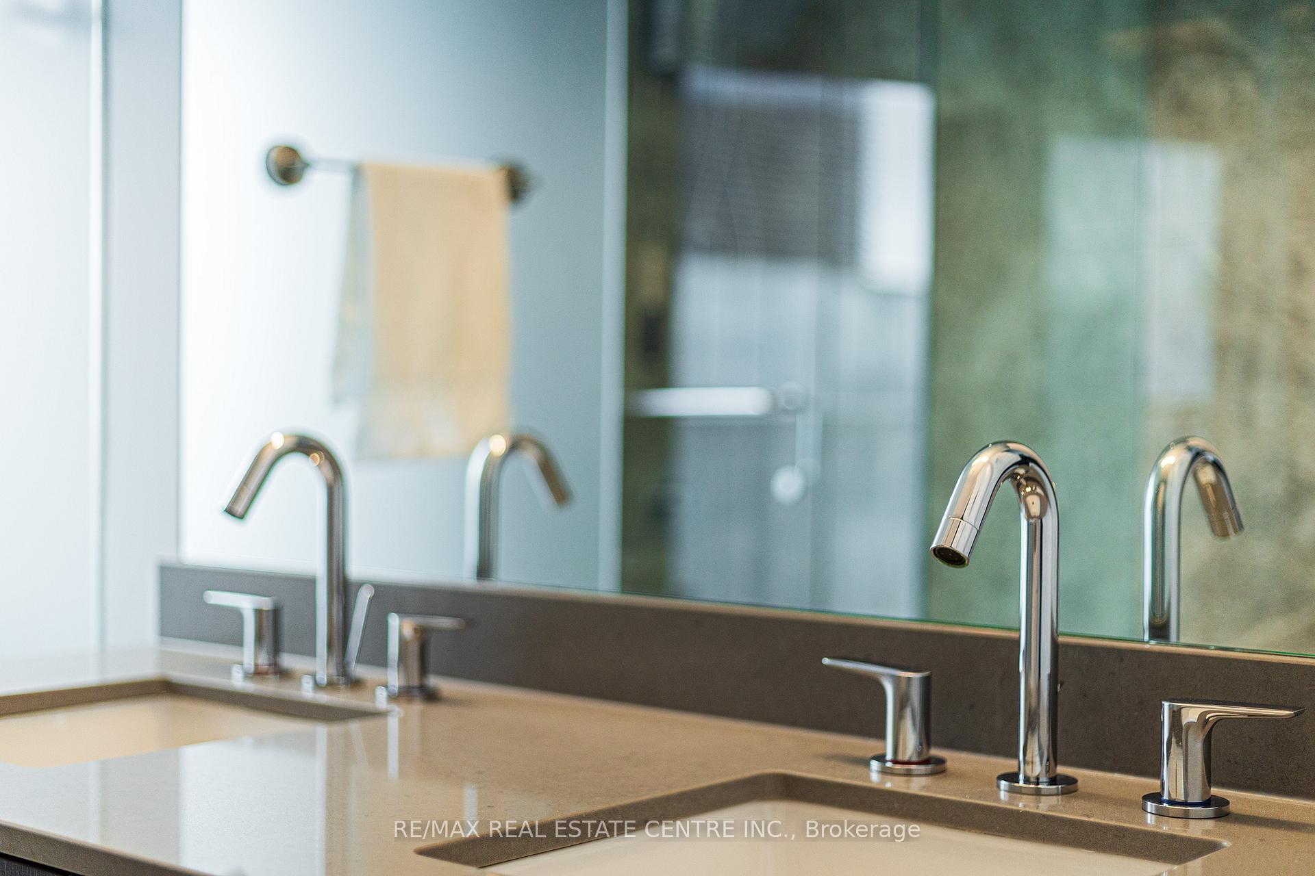 Photo 13 of Unit SPH 201, 88 Harbour Street, Toronto, Waterfront Communities — HOMEH
