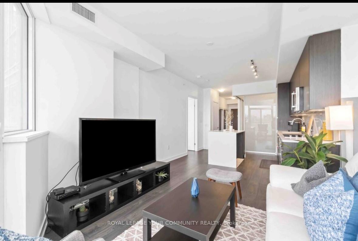 Photo 8 of Unit 1905, 38 Iannuzzi Street, Toronto, Niagara — HOMEH