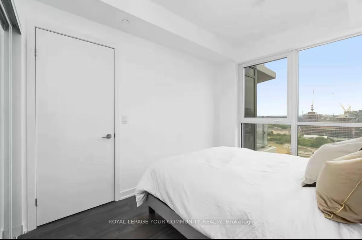 Photo 10 of Unit 1905, 38 Iannuzzi Street, Toronto, Niagara — HOMEH