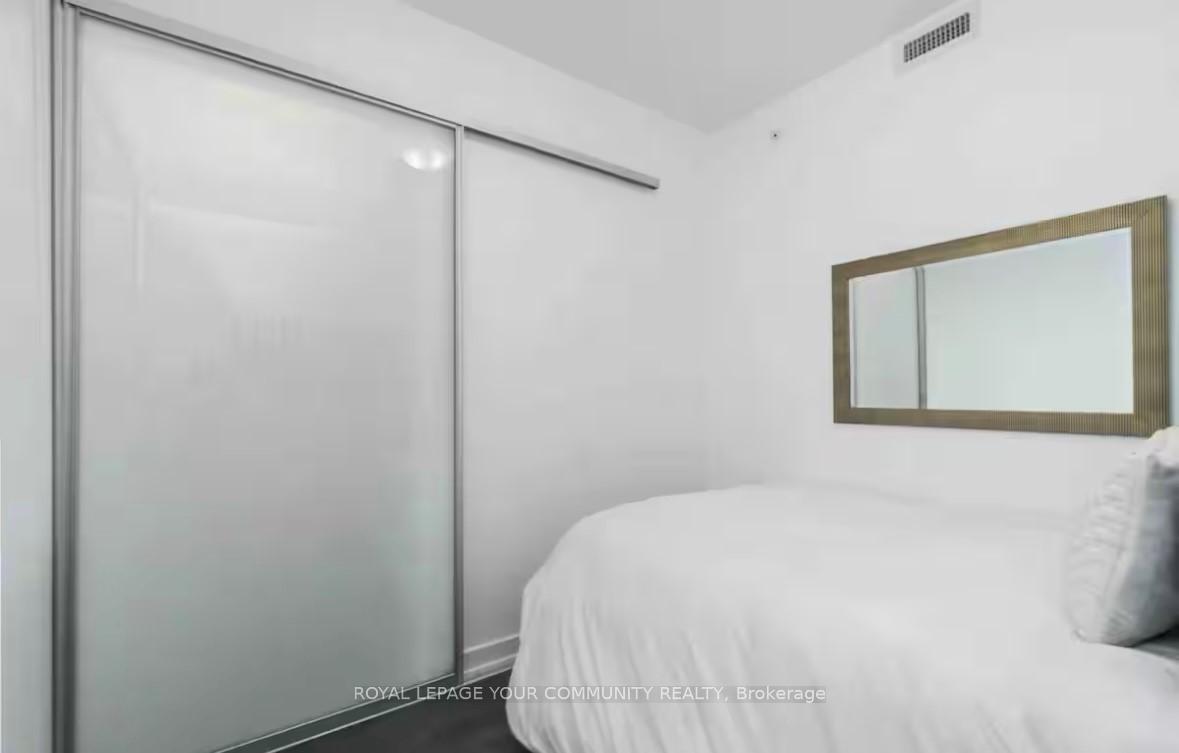 Photo 4 of Unit 1905, 38 Iannuzzi Street, Toronto, Niagara — HOMEH
