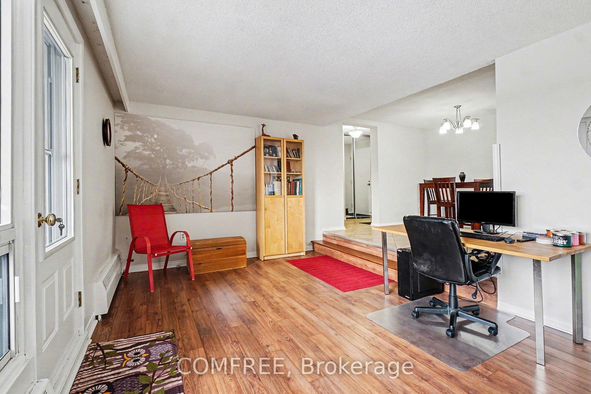 Photo of Unit 817, 915 Elmsmere Road