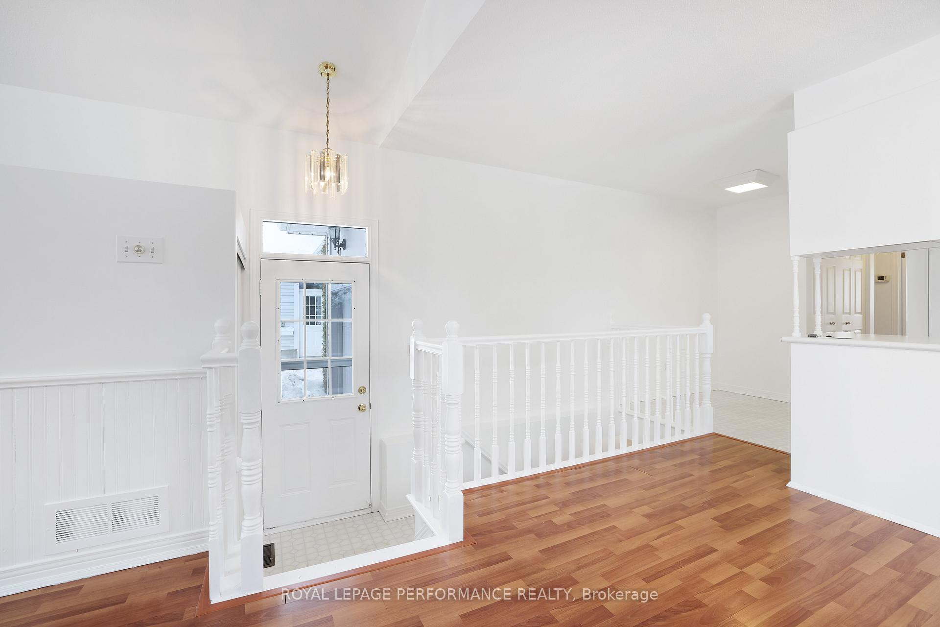 Photo 38 of 35 Steeple Chase Drive, Ottawa, Kanata - Bridlewood — HOMEH