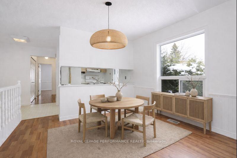 Photo 5 of 35 Steeple Chase Drive, Ottawa, Kanata - Bridlewood — HOMEH