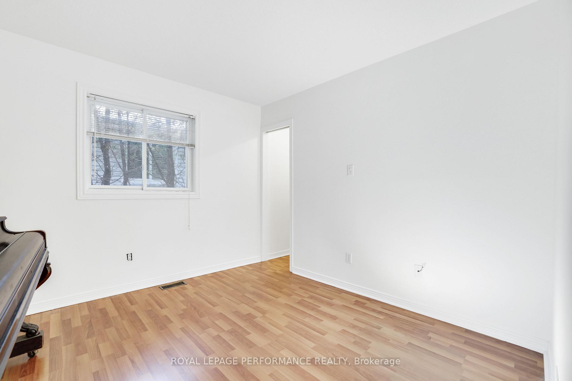 Photo 22 of 35 Steeple Chase Drive, Ottawa, Kanata - Bridlewood — HOMEH