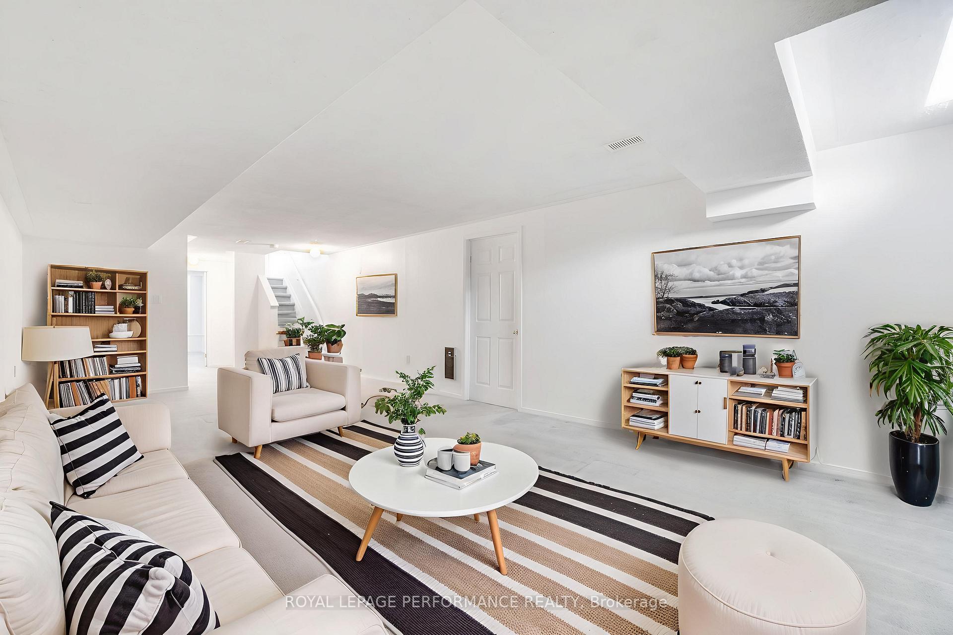 Photo 24 of 35 Steeple Chase Drive, Ottawa, Kanata - Bridlewood — HOMEH