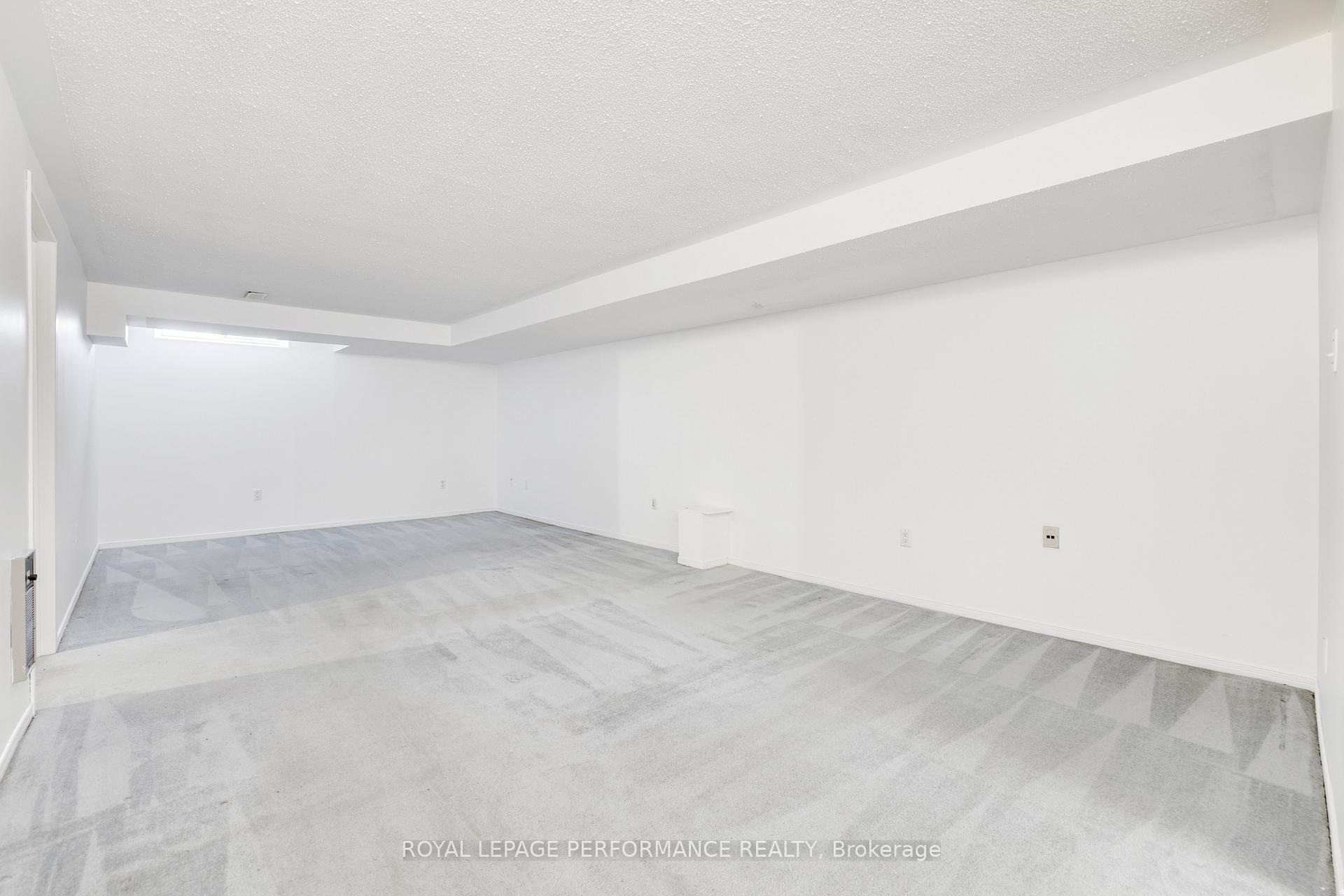 Photo 36 of 35 Steeple Chase Drive, Ottawa, Kanata - Bridlewood — HOMEH