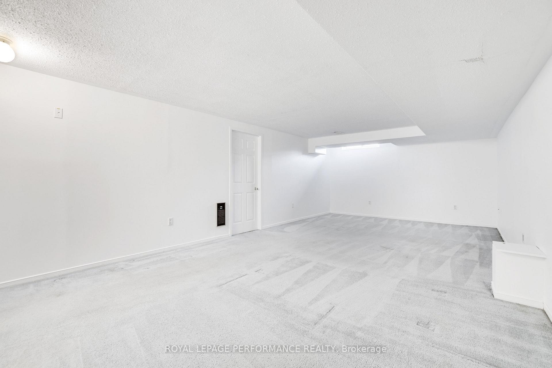 Photo 25 of 35 Steeple Chase Drive, Ottawa, Kanata - Bridlewood — HOMEH