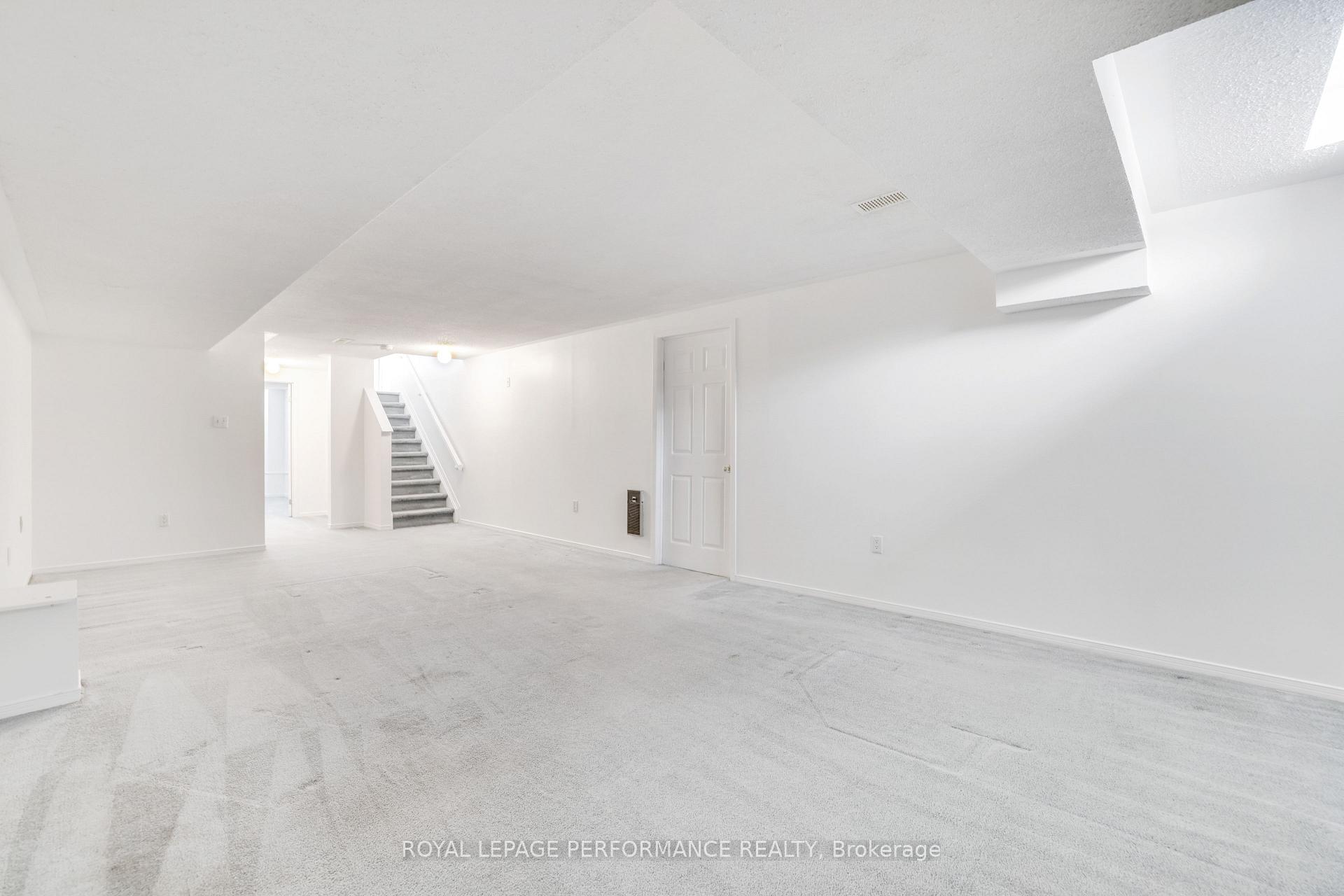 Photo 23 of 35 Steeple Chase Drive, Ottawa, Kanata - Bridlewood — HOMEH