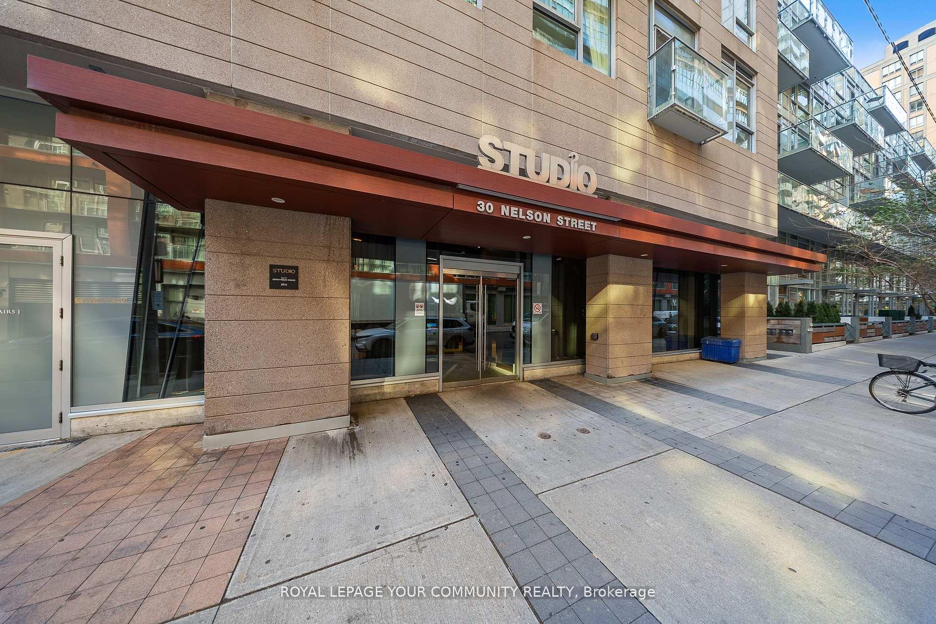 Photo 7 of Unit 1602, 30 Nelson Street, Toronto, Waterfront Communities — HOMEH