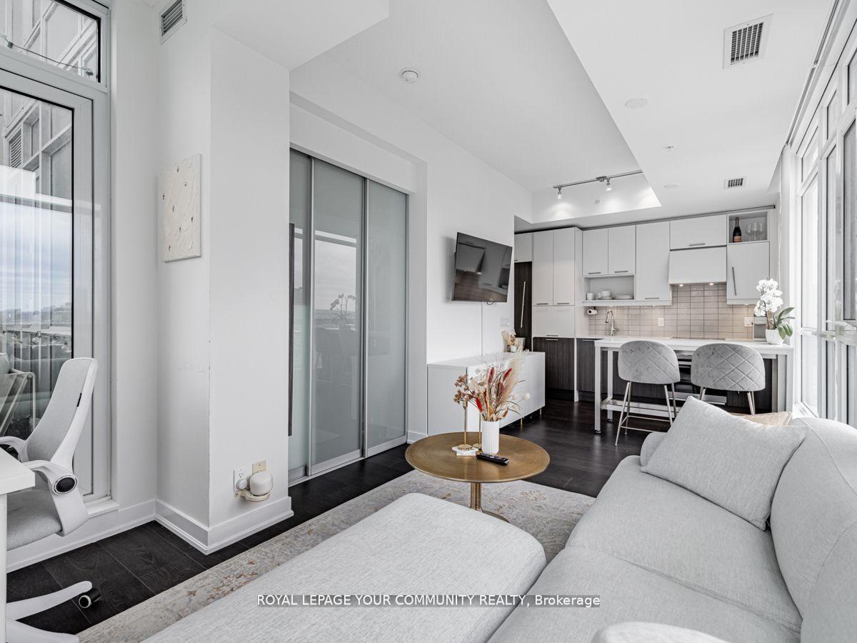 Photo 12 of Unit 1602, 30 Nelson Street, Toronto, Waterfront Communities — HOMEH