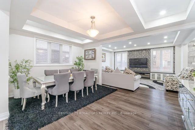 Photo 5 of 77 Enford Crescent, Brampton, Northwest Brampton — HOMEH