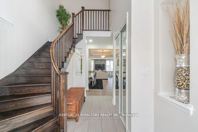 Photo 41 of 77 Enford Crescent, Brampton, Northwest Brampton — HOMEH