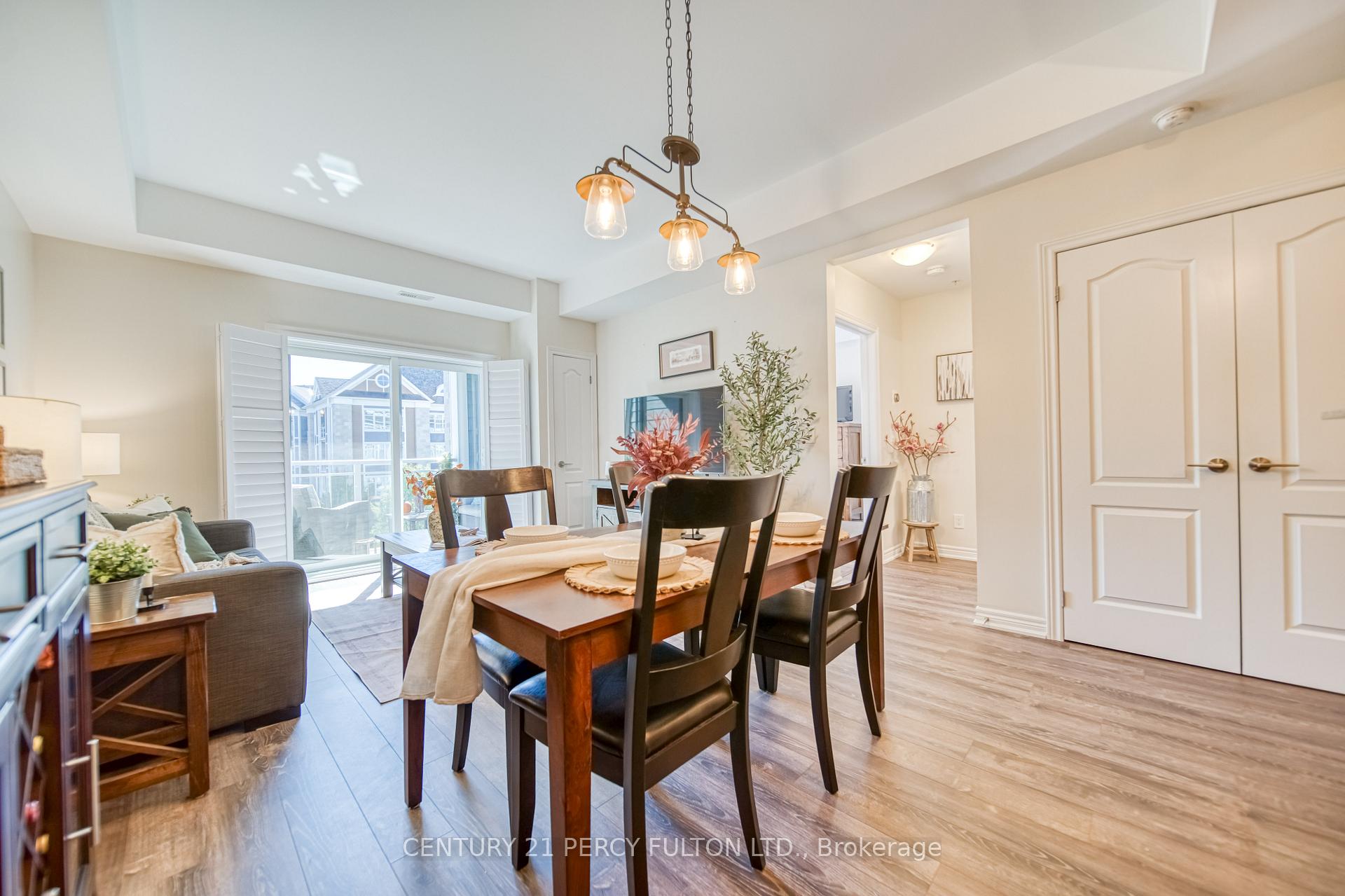 Photo 10 of Unit 302, 660 Gordon Street, Whitby, Port Whitby — HOMEH