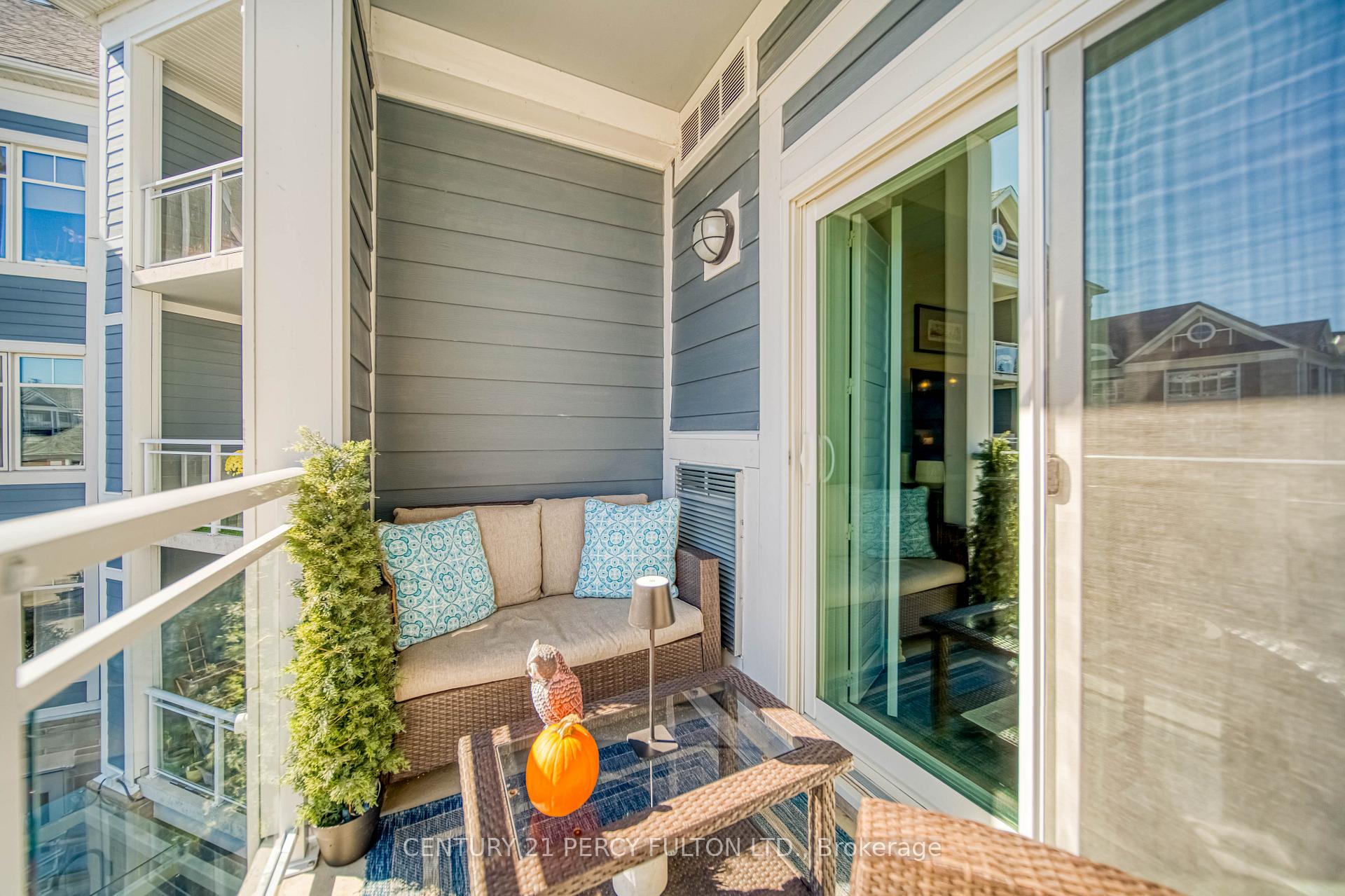 Photo 22 of Unit 302, 660 Gordon Street, Whitby, Port Whitby — HOMEH