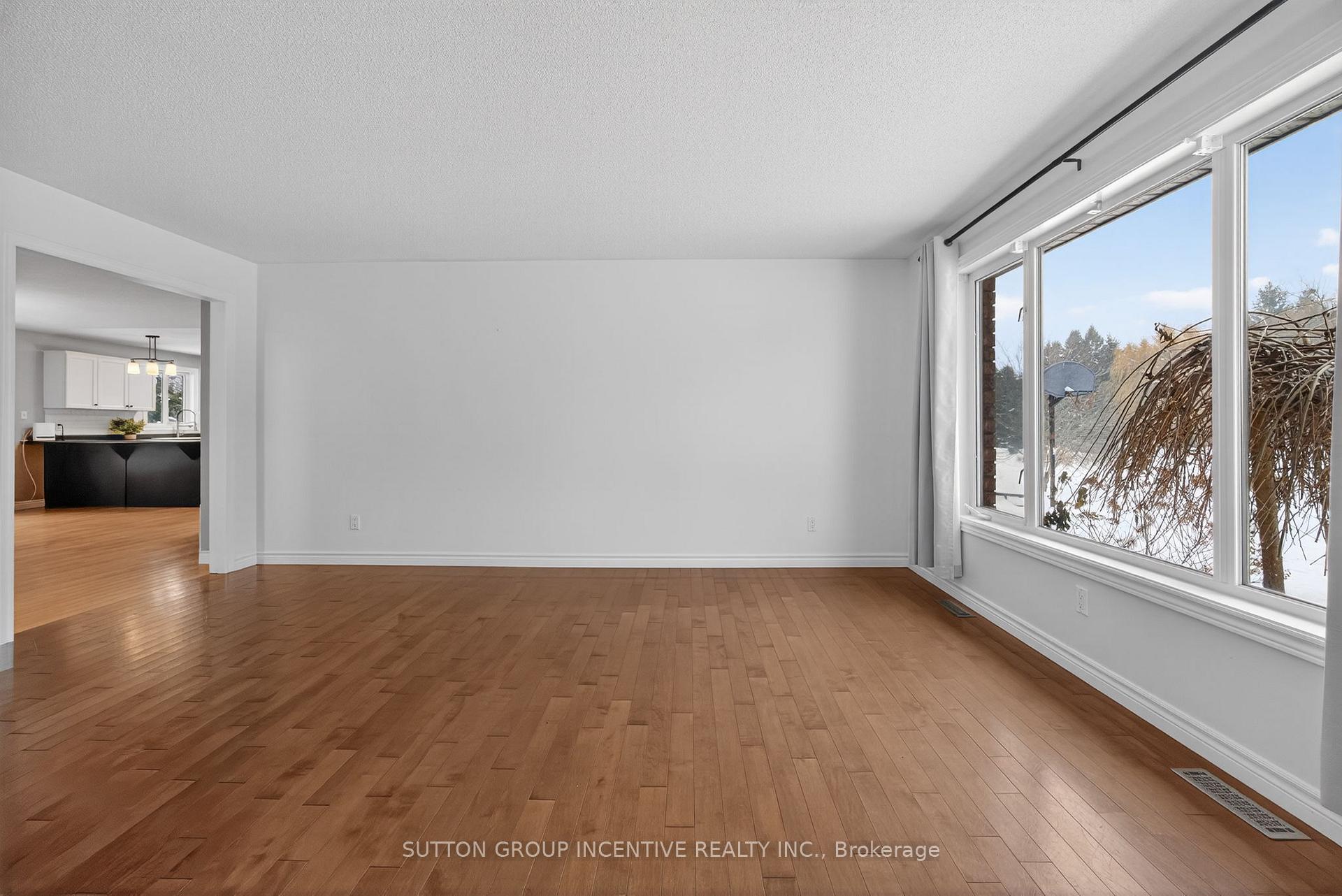 Photo 27 of 36 Nicholson Crescent, Springwater, Snow Valley — HOMEH