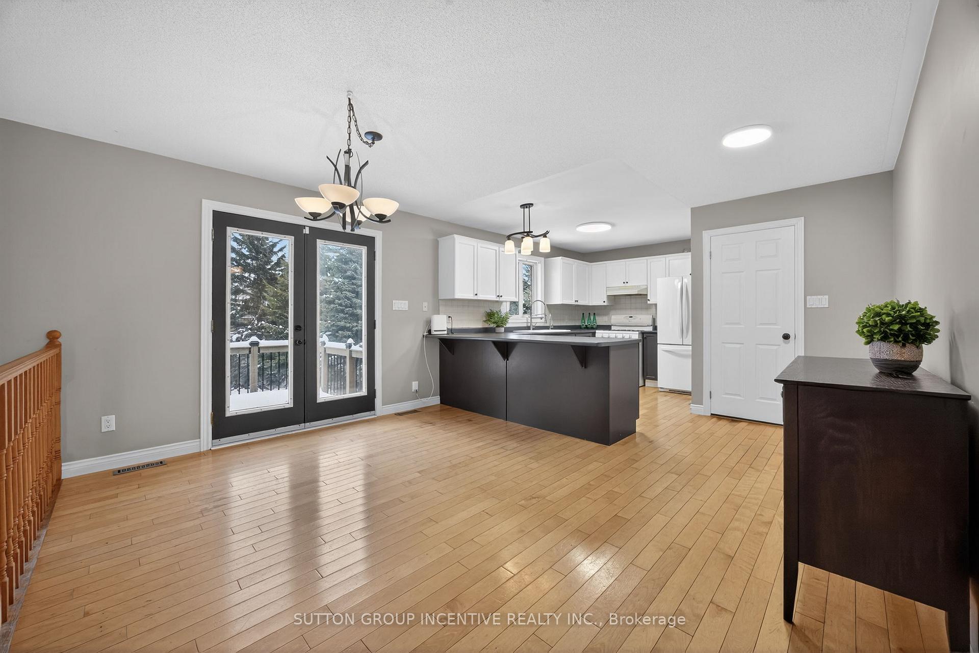 Photo 15 of 36 Nicholson Crescent, Springwater, Snow Valley — HOMEH