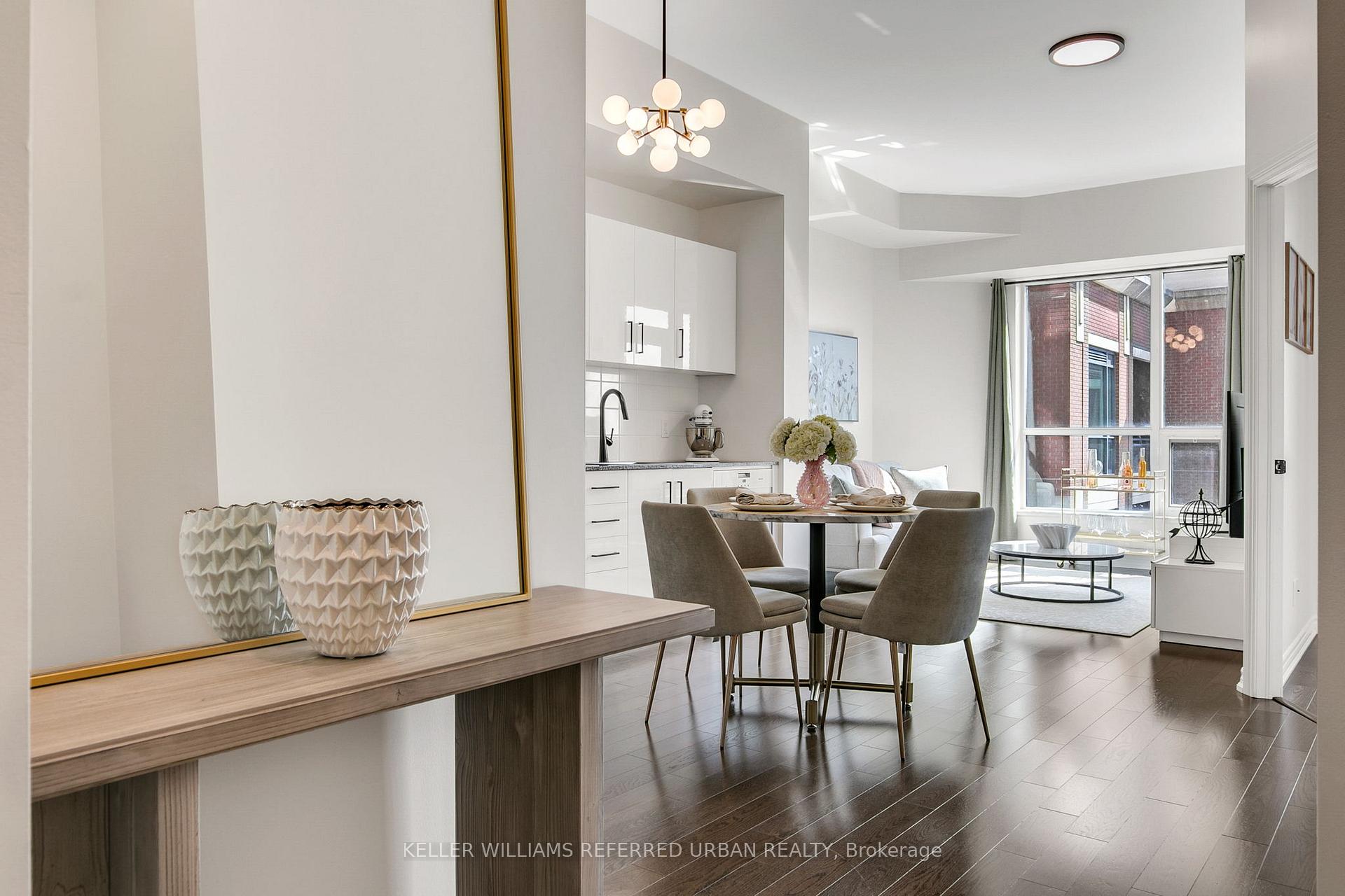 Photo 11 of Unit 725, 23 Glebe Road W, Toronto, Yonge-Eglinton — HOMEH
