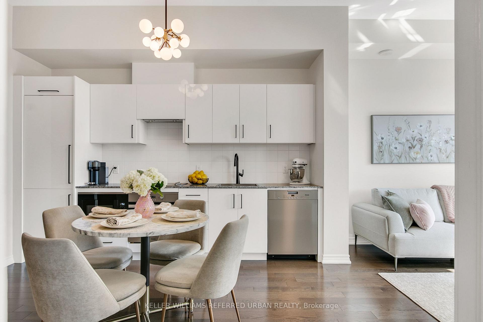 Photo 17 of Unit 725, 23 Glebe Road W, Toronto, Yonge-Eglinton — HOMEH