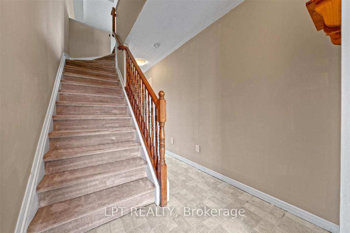 Photo 5 of 419 Sadar Private, Ottawa, Barrhaven - Cedargrove/Fraserdale — HOMEH
