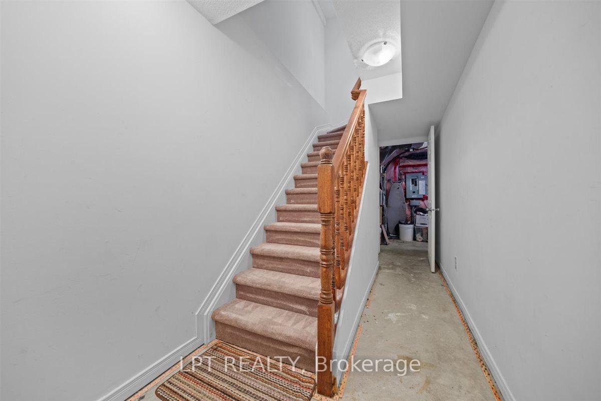 Photo 9 of 419 Sadar Private, Ottawa, Barrhaven - Cedargrove/Fraserdale — HOMEH