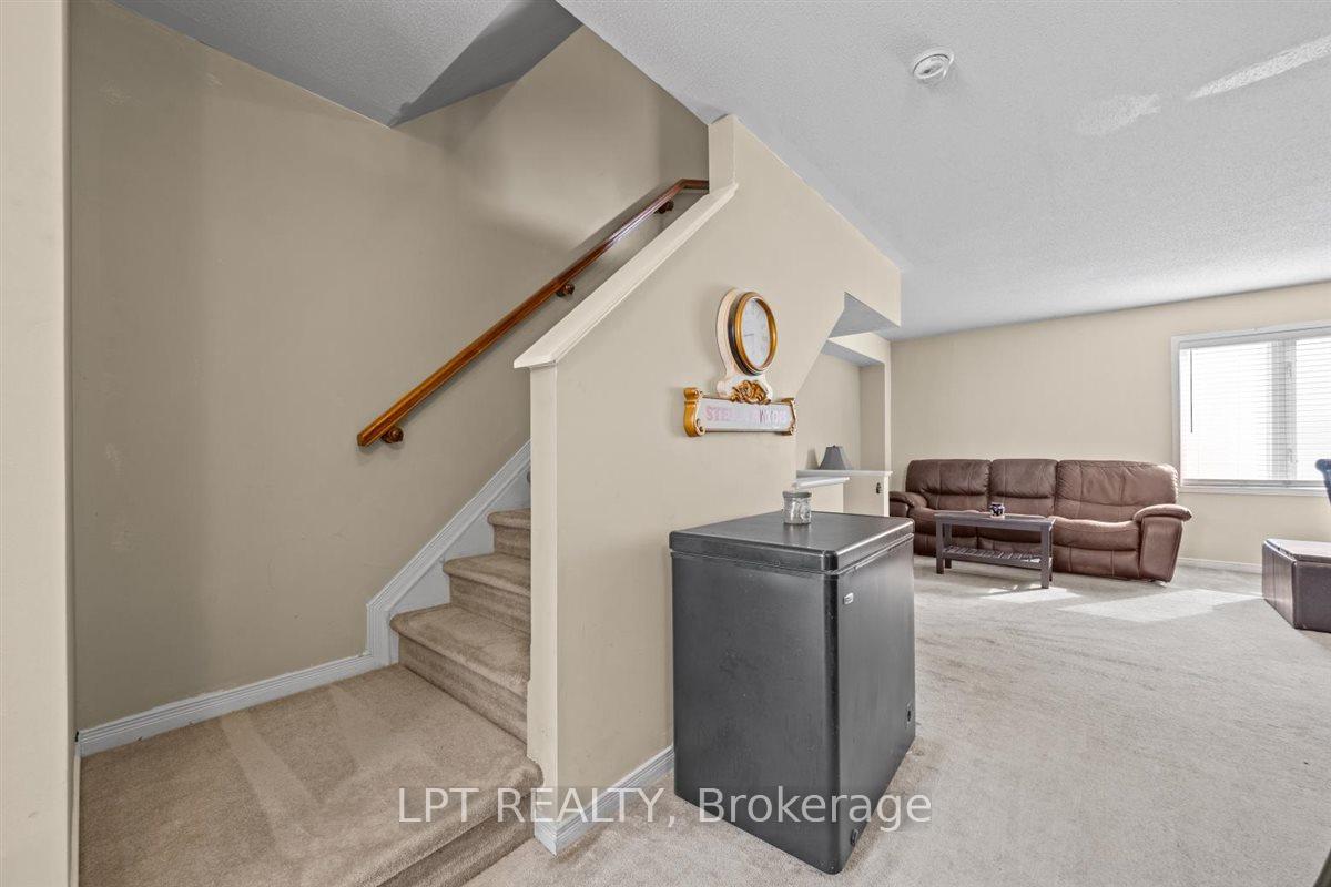 Photo 24 of 419 Sadar Private, Ottawa, Barrhaven - Cedargrove/Fraserdale — HOMEH