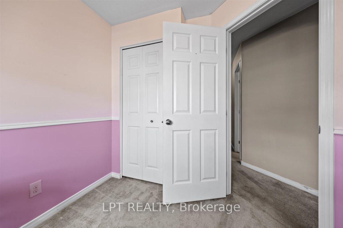 Photo 31 of 419 Sadar Private, Ottawa, Barrhaven - Cedargrove/Fraserdale — HOMEH