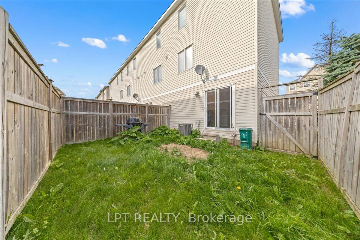 Photo 36 of 419 Sadar Private, Ottawa, Barrhaven - Cedargrove/Fraserdale — HOMEH