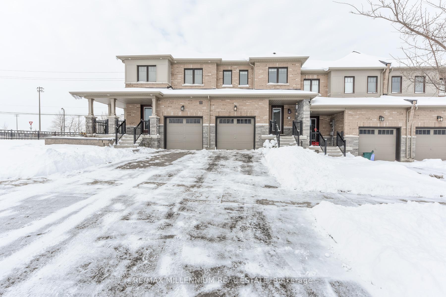 Photo 23 of 13 Hedges Crescent, Hamilton, Stoney Creek — HOMEH
