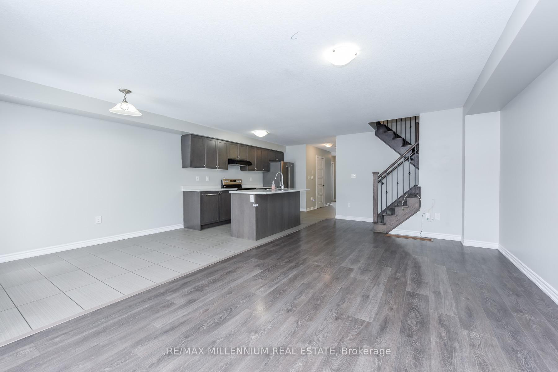 Photo 36 of 13 Hedges Crescent, Hamilton, Stoney Creek — HOMEH