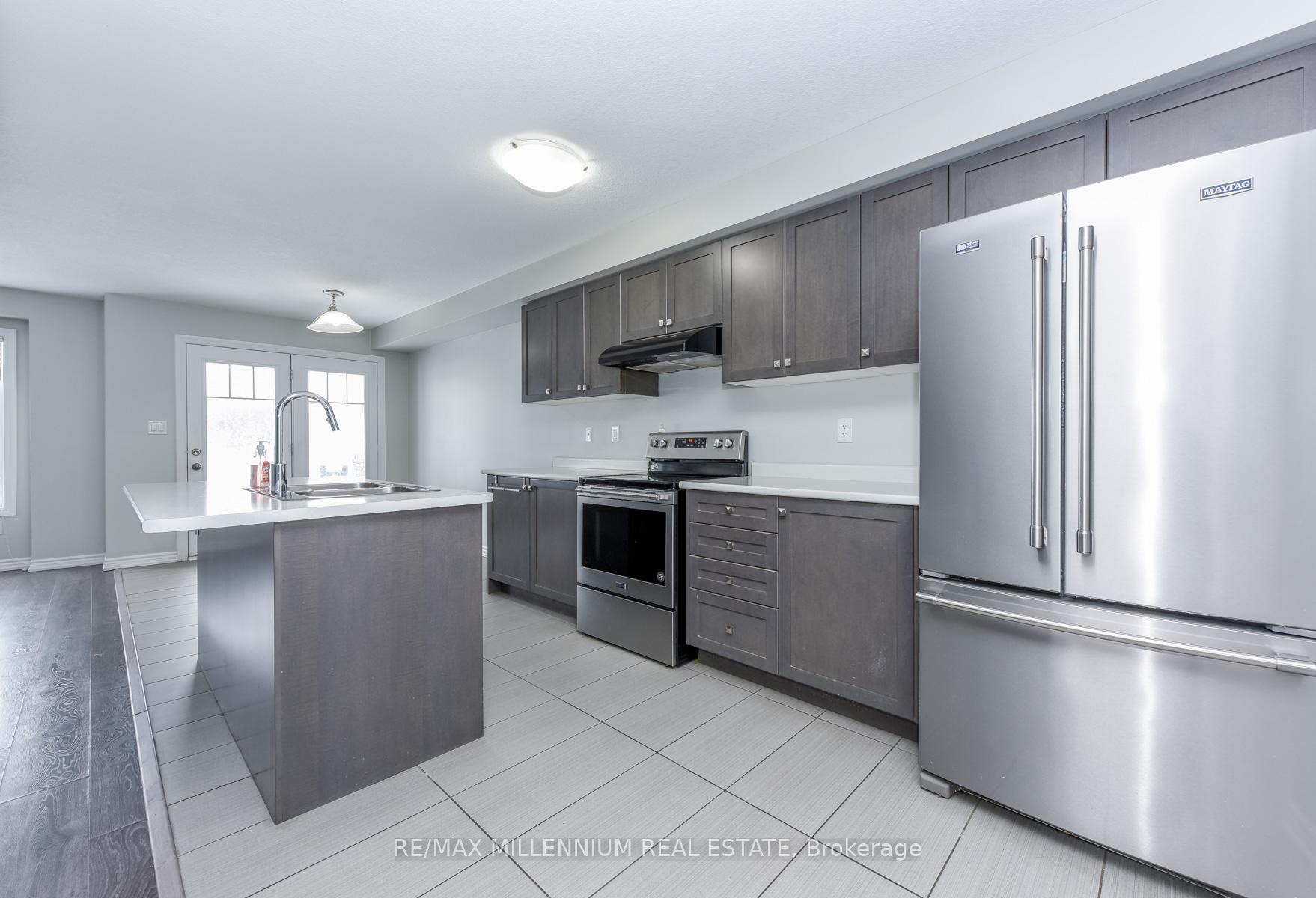 Photo 38 of 13 Hedges Crescent, Hamilton, Stoney Creek — HOMEH